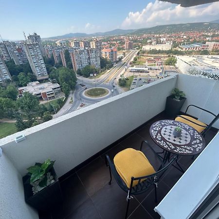 Ferienwohnung Apartman Bonaca Ni Exterior foto