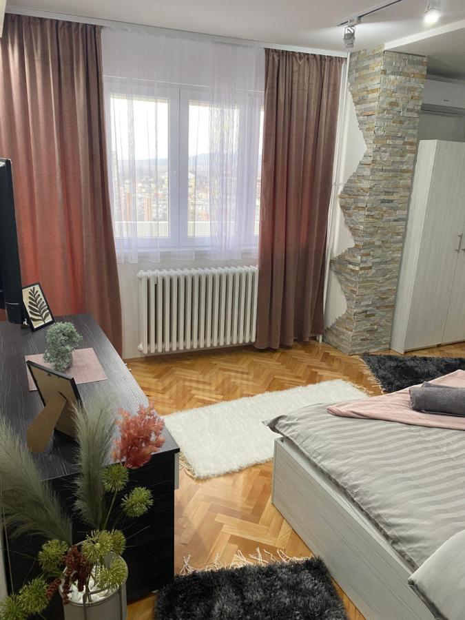 Ferienwohnung Apartman Bonaca Ni Exterior foto