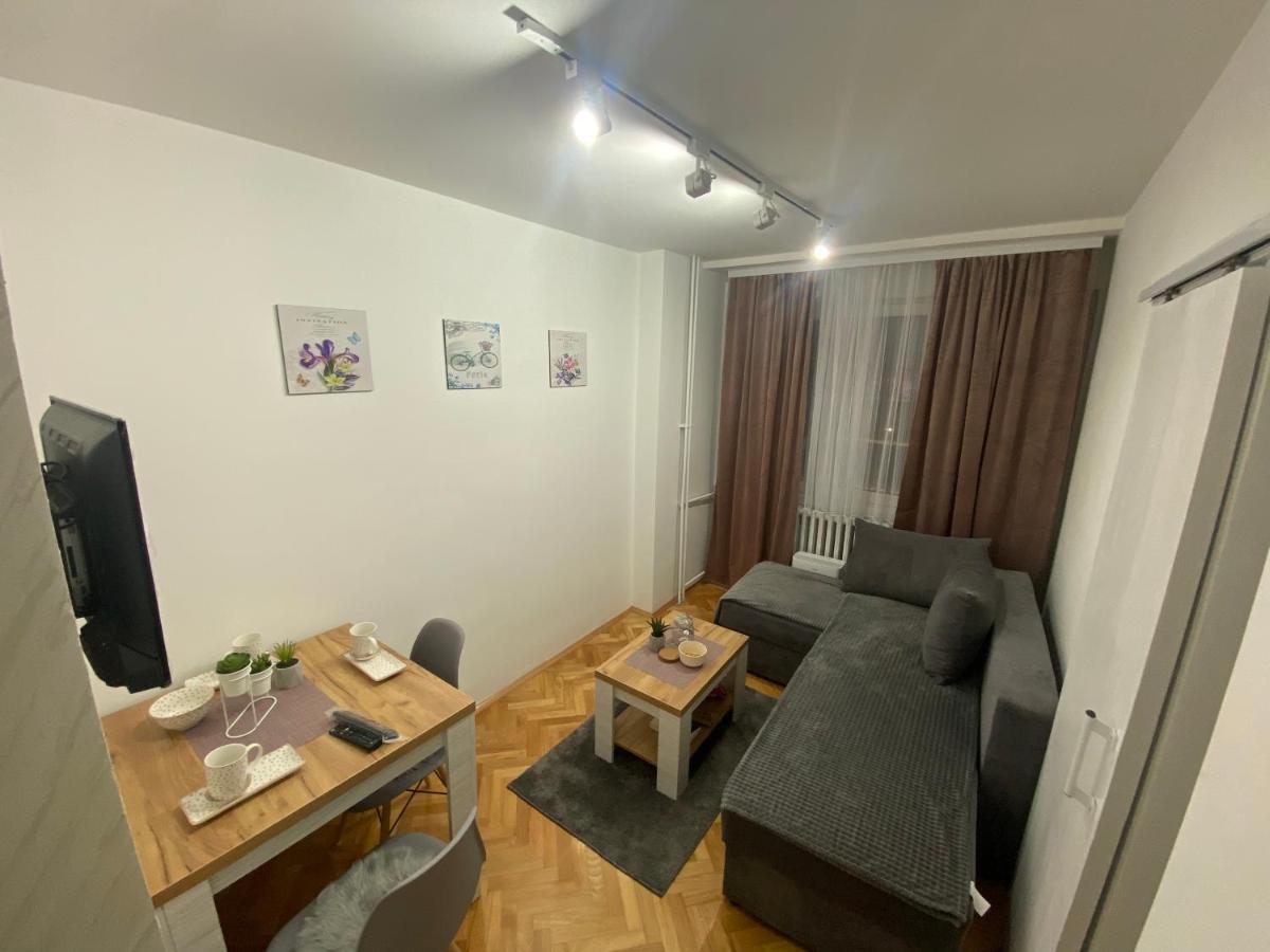 Ferienwohnung Apartman Bonaca Ni Exterior foto