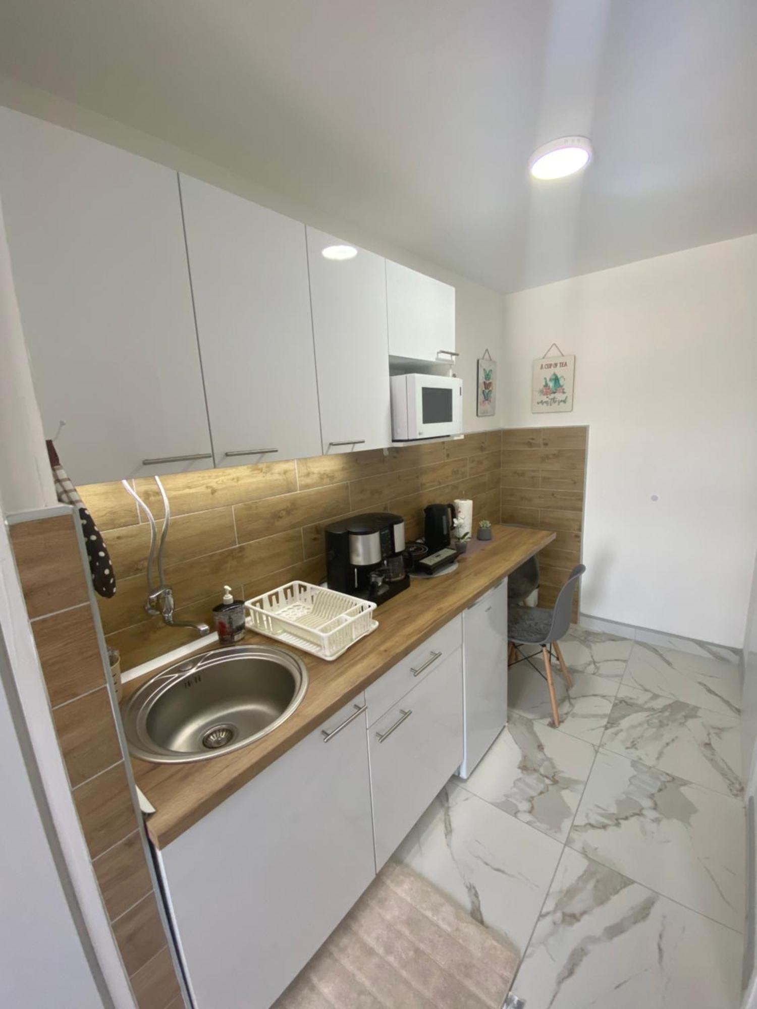 Ferienwohnung Apartman Bonaca Ni Exterior foto